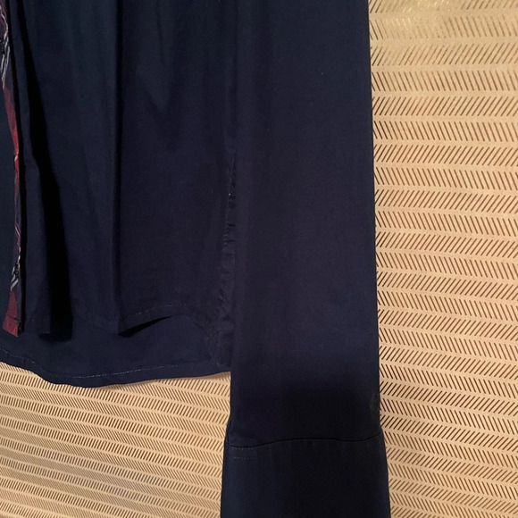 TOMMY HILFIGER~NAVY SHIRT~NWOT~LG - Picture 6 of 6